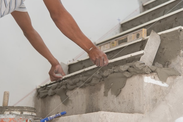 jak przygotować beton pod schody drewniane stolarnialobzow.pl